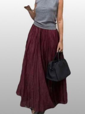 Raspberry Crinkle Maxi Skirt | Elastic Waist | Perfect Condition